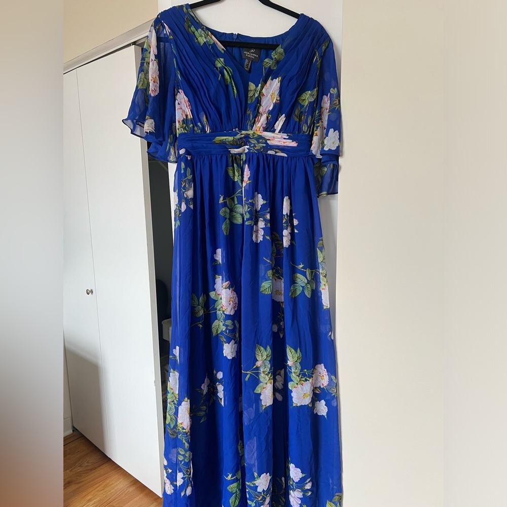 Adrianna Papell Floral dress. US size 8